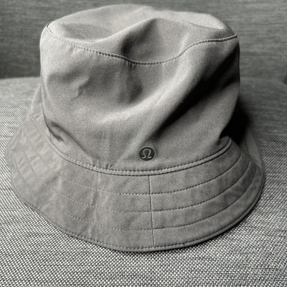Lululemon Both Ways Bucket Hat Reversible Black Camo Size M/L BLK/H3DC